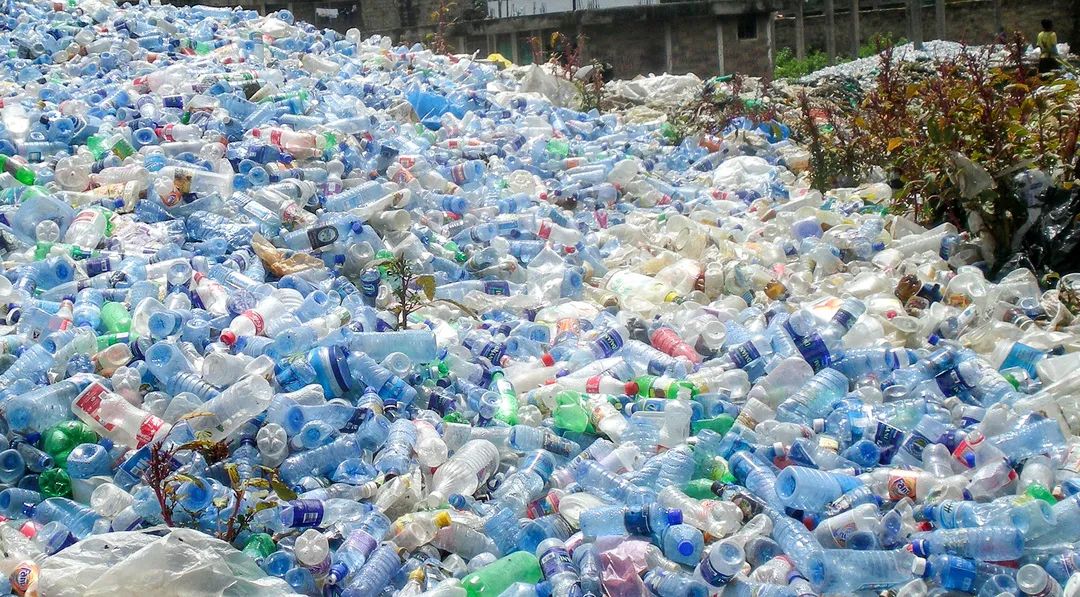 我国废塑料回收利用量位于世界前列